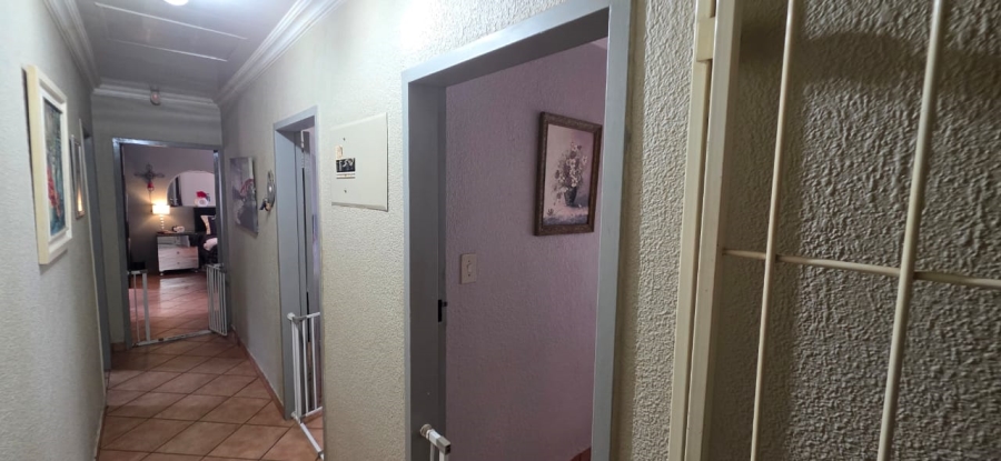 3 Bedroom Property for Sale in Flimieda North West